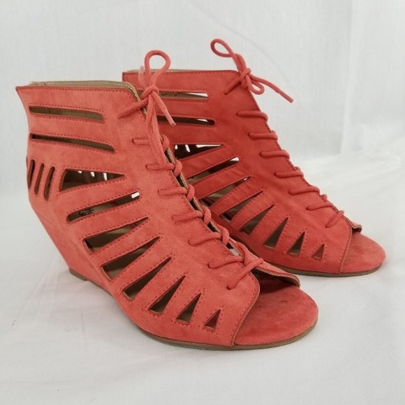 Charlotte Russe Wedges Balogh - Picture 2 of 8